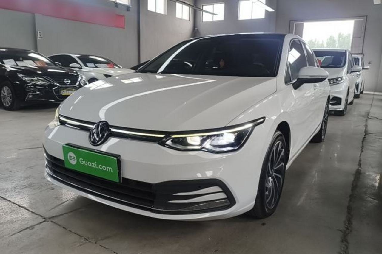Volkswagen Golf 2023