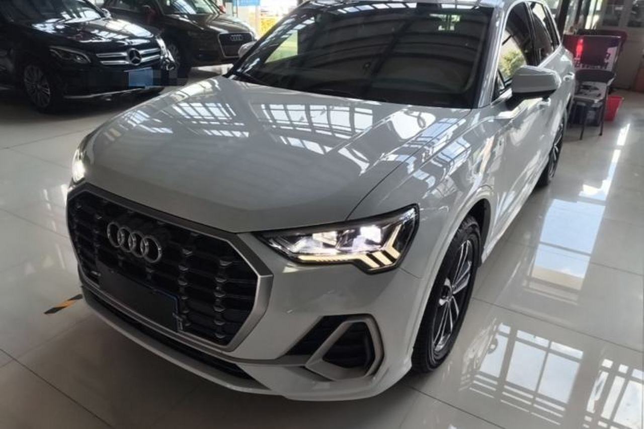 Audi Q3 2021