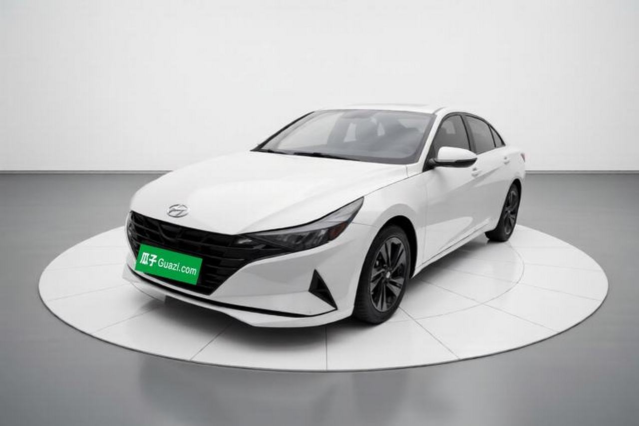 Hyundai Elantra 2023
